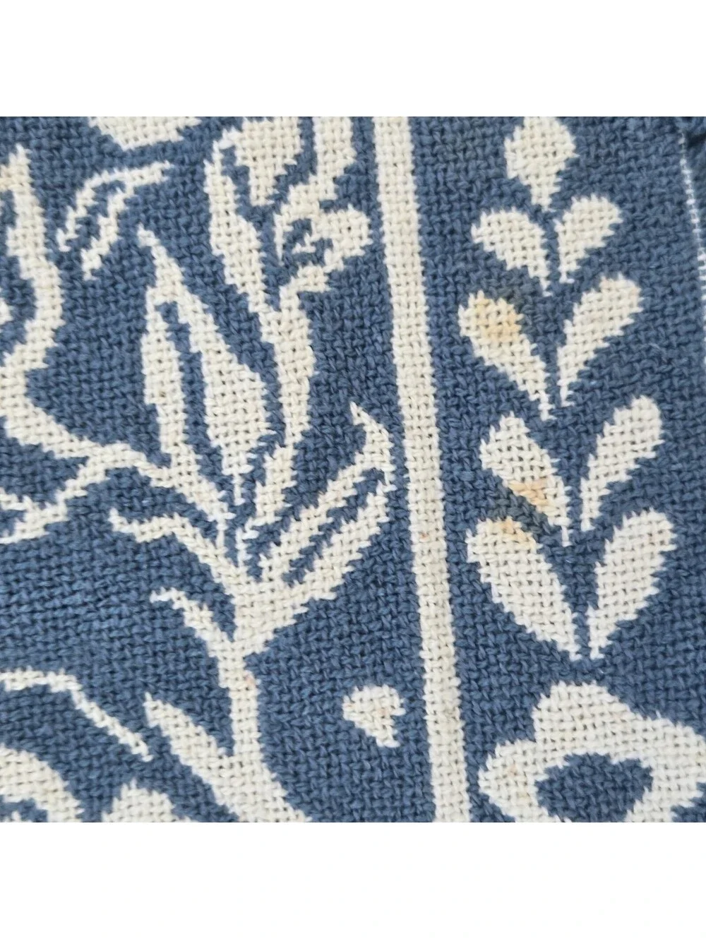 Turtle Creek Regal Wedgewood Afghan Throw Blanket 48”x60” Blue Ivory USA
